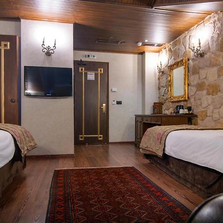 Hotel Kassaros Metsovo Exteriör bild