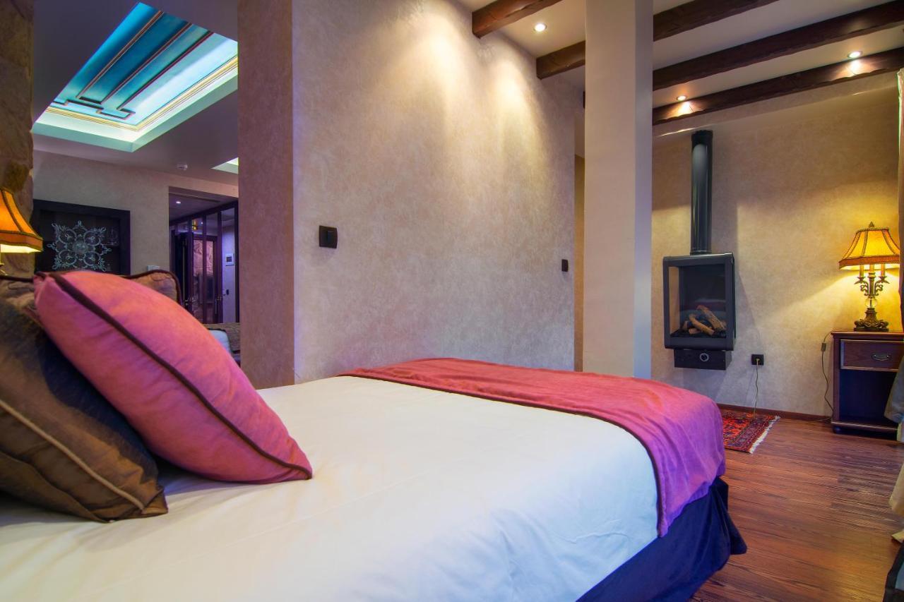 Hotel Kassaros Metsovo Exteriör bild