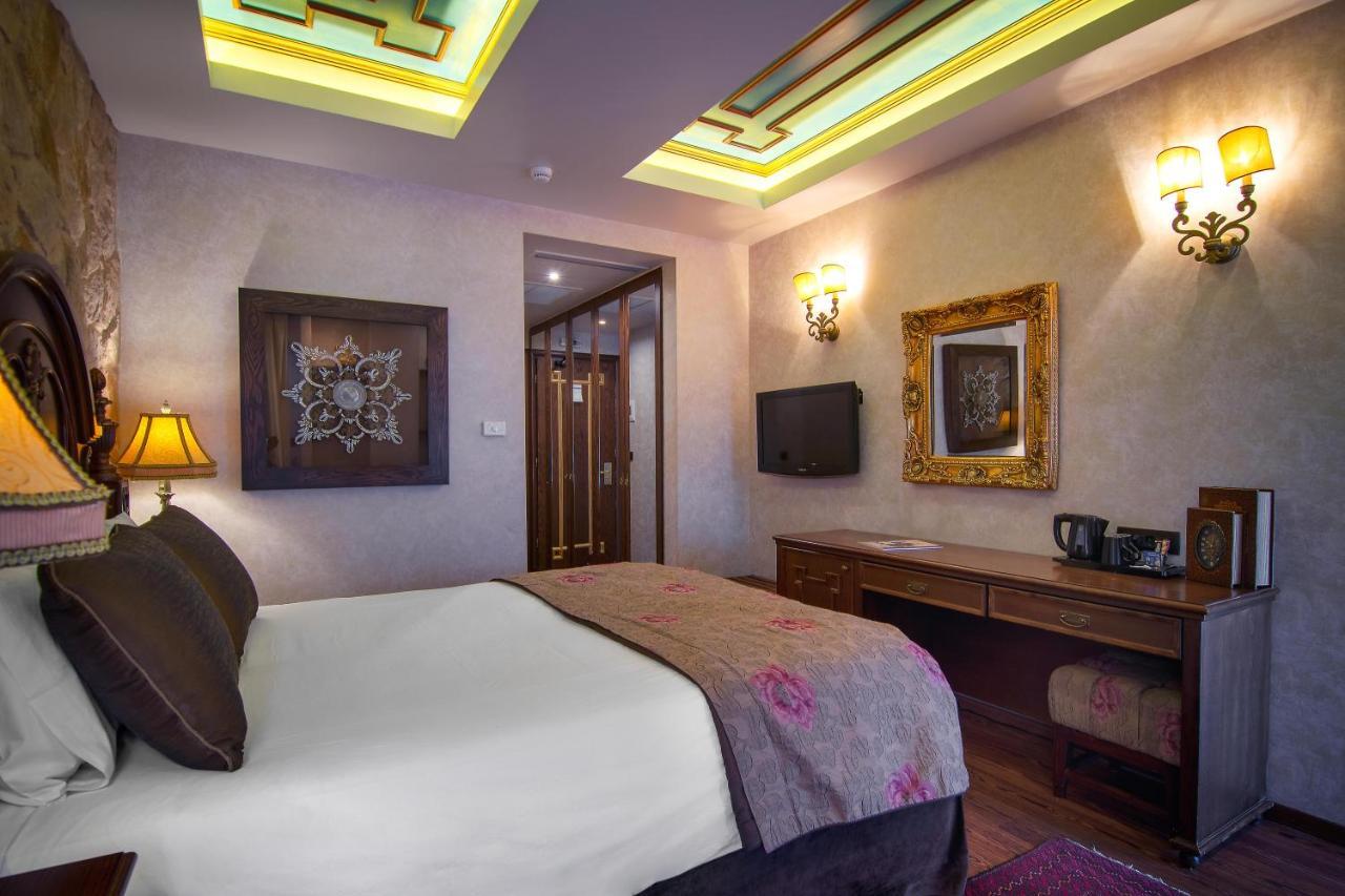 Hotel Kassaros Metsovo Exteriör bild