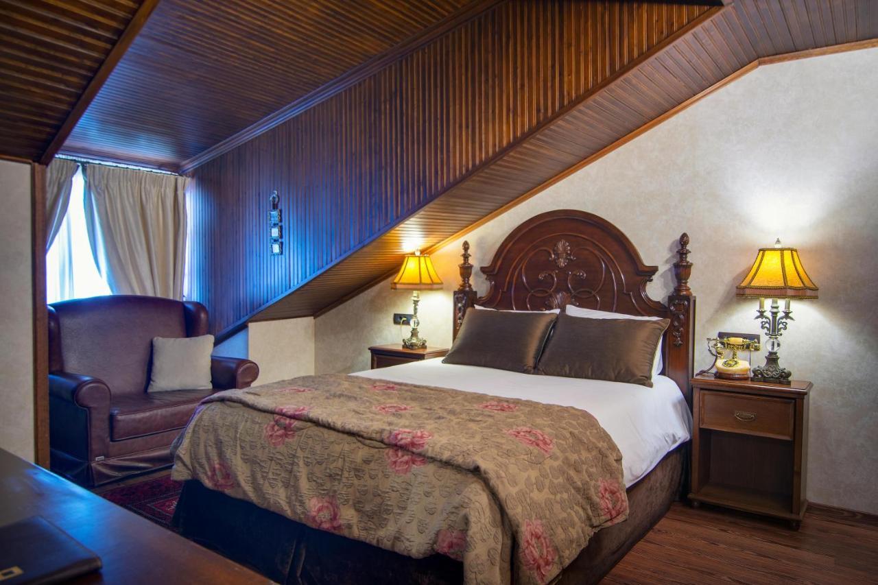 Hotel Kassaros Metsovo Exteriör bild