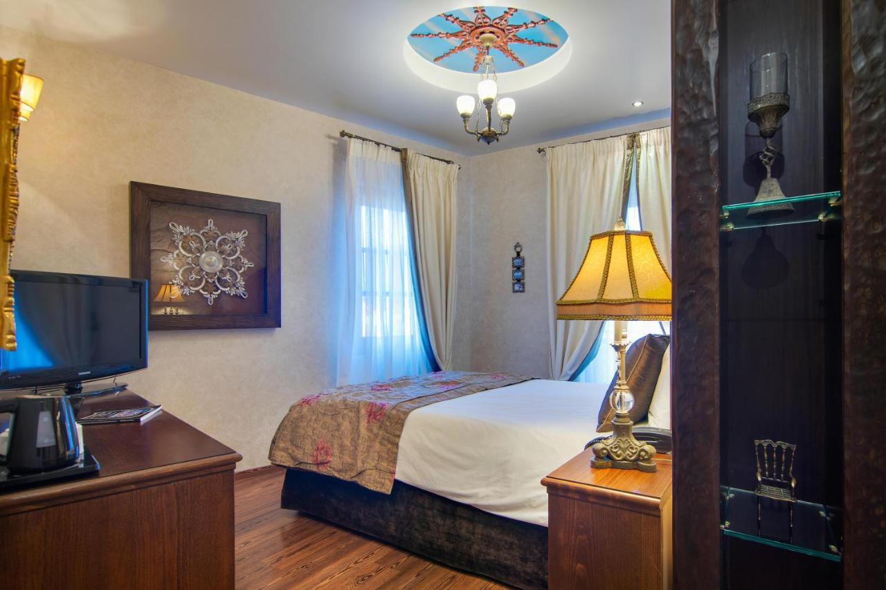 Hotel Kassaros Metsovo Exteriör bild