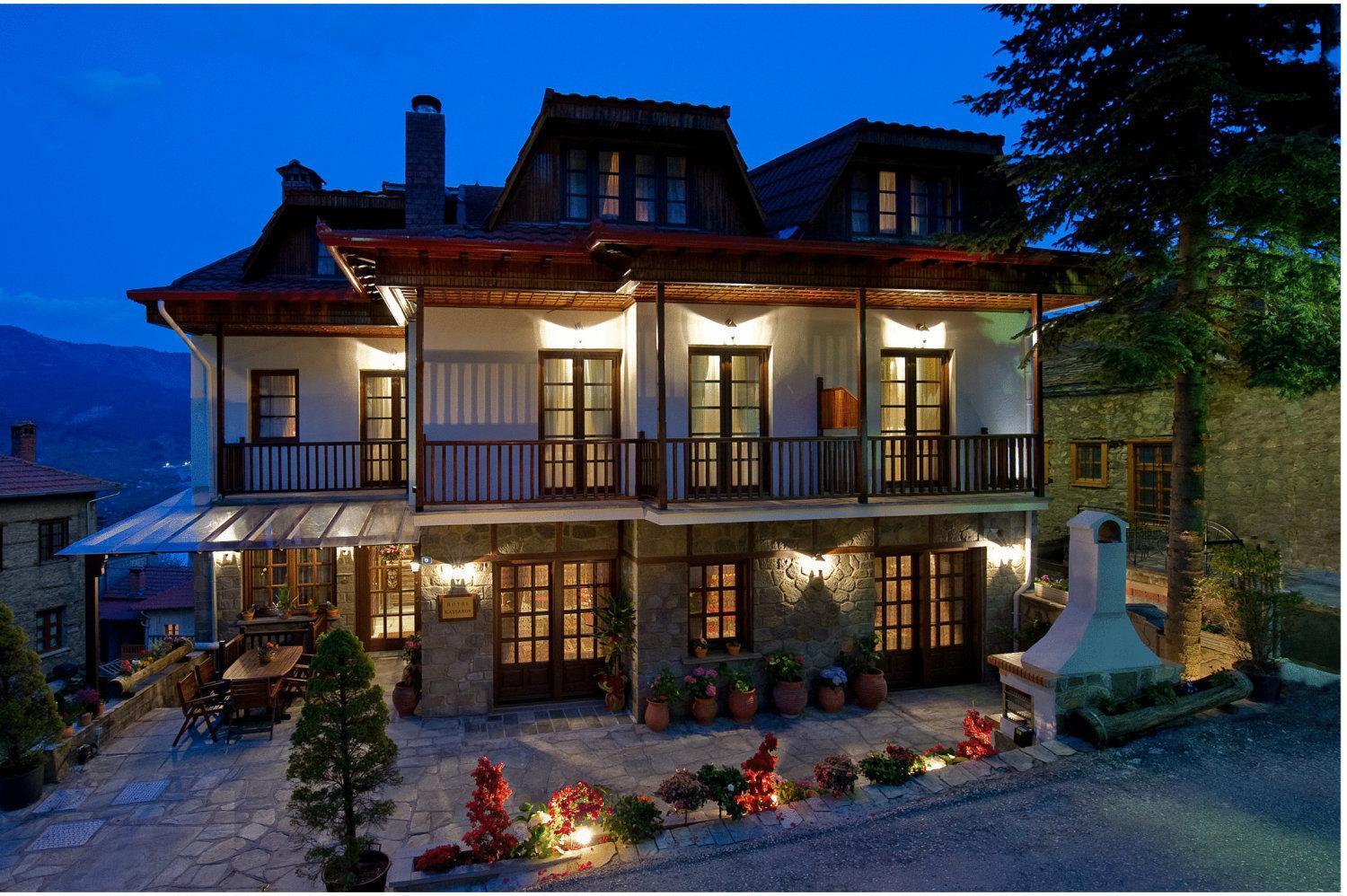 Hotel Kassaros Metsovo Exteriör bild