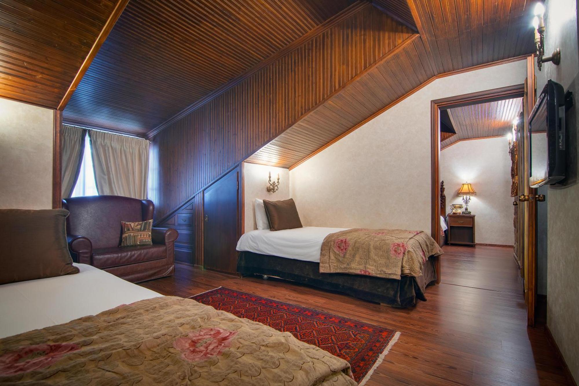 Hotel Kassaros Metsovo Exteriör bild