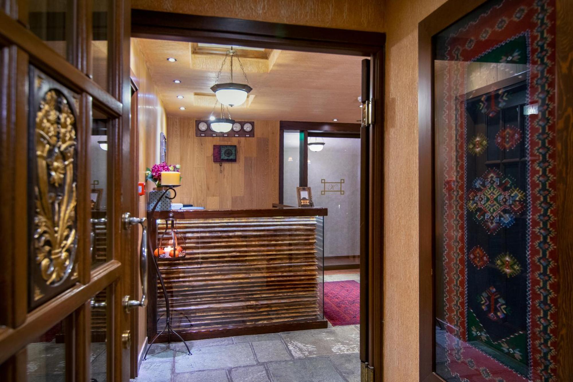 Hotel Kassaros Metsovo Exteriör bild